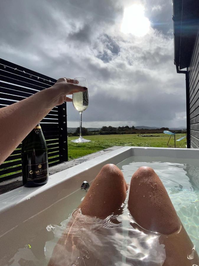 Wild Hideaways Luxury Lodges And Eco Spa Бэнтри Экстерьер фото